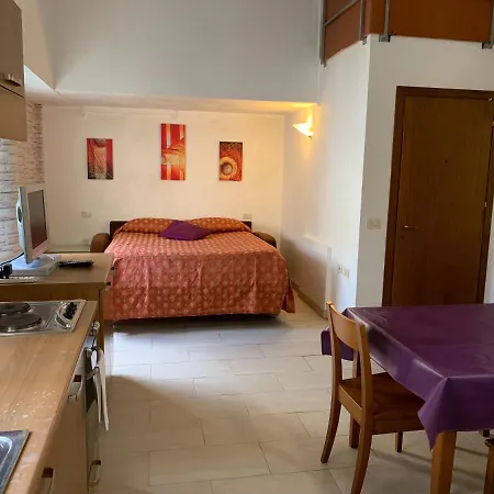 Apartment Studio Double Occupancy Florence